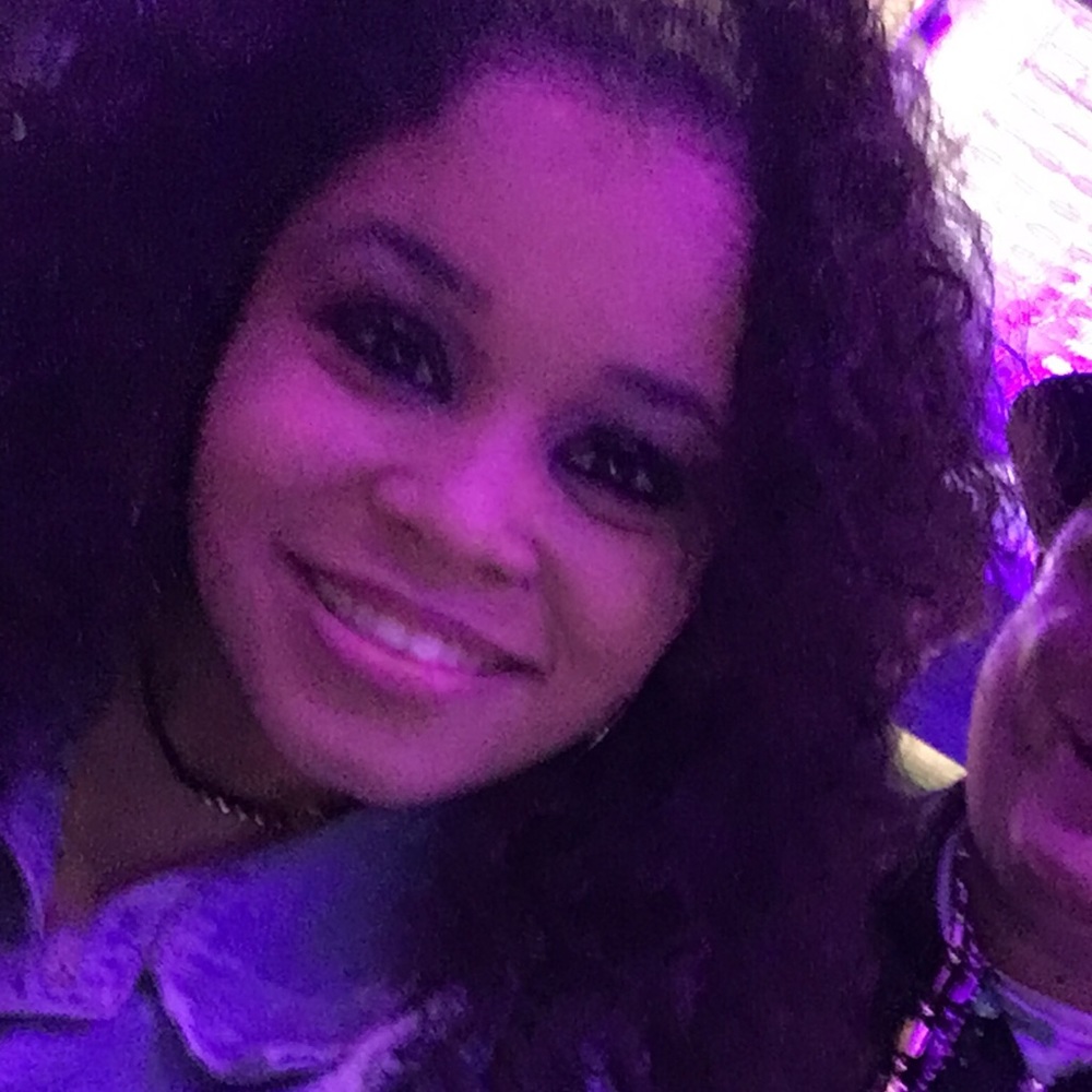 Meet your Posher, Krisstyn